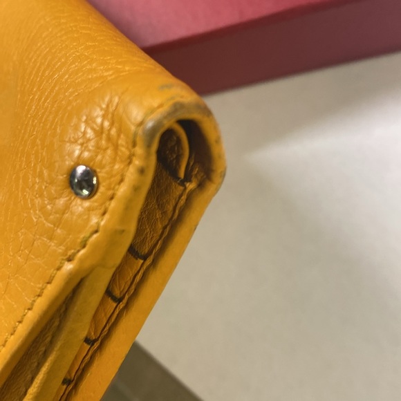 Salvatore Ferragamo compact wallet - Picture 9 of 10